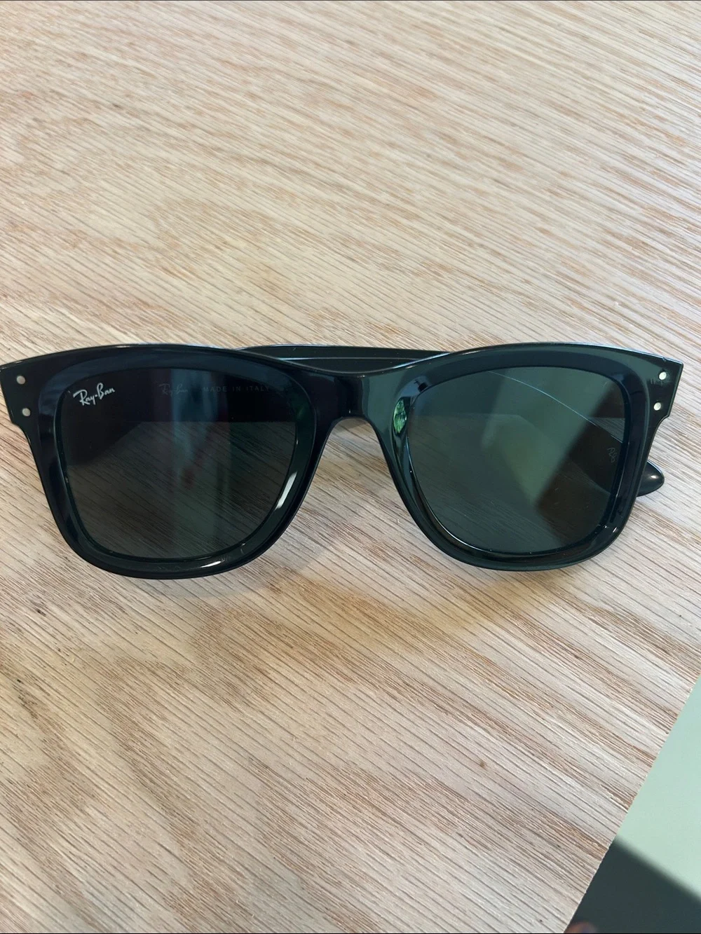 Ray-Ban Black Men’s Rectangular Sunglasses
